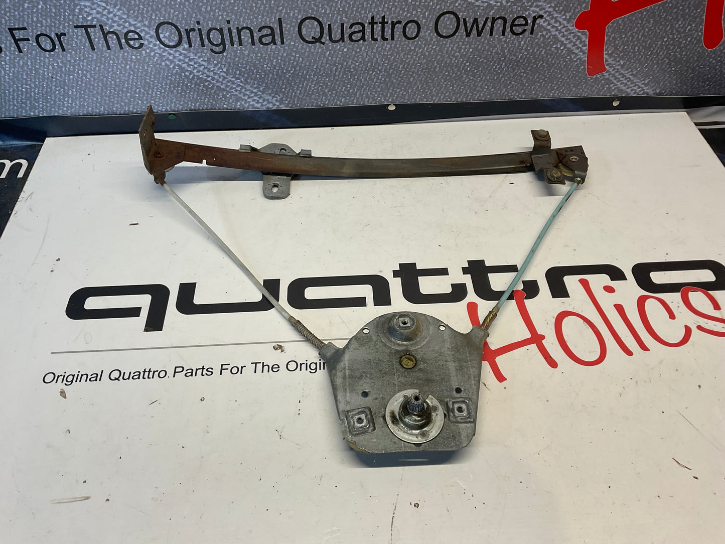 Driver Front Manual Window Regulator Left  813837399B B2