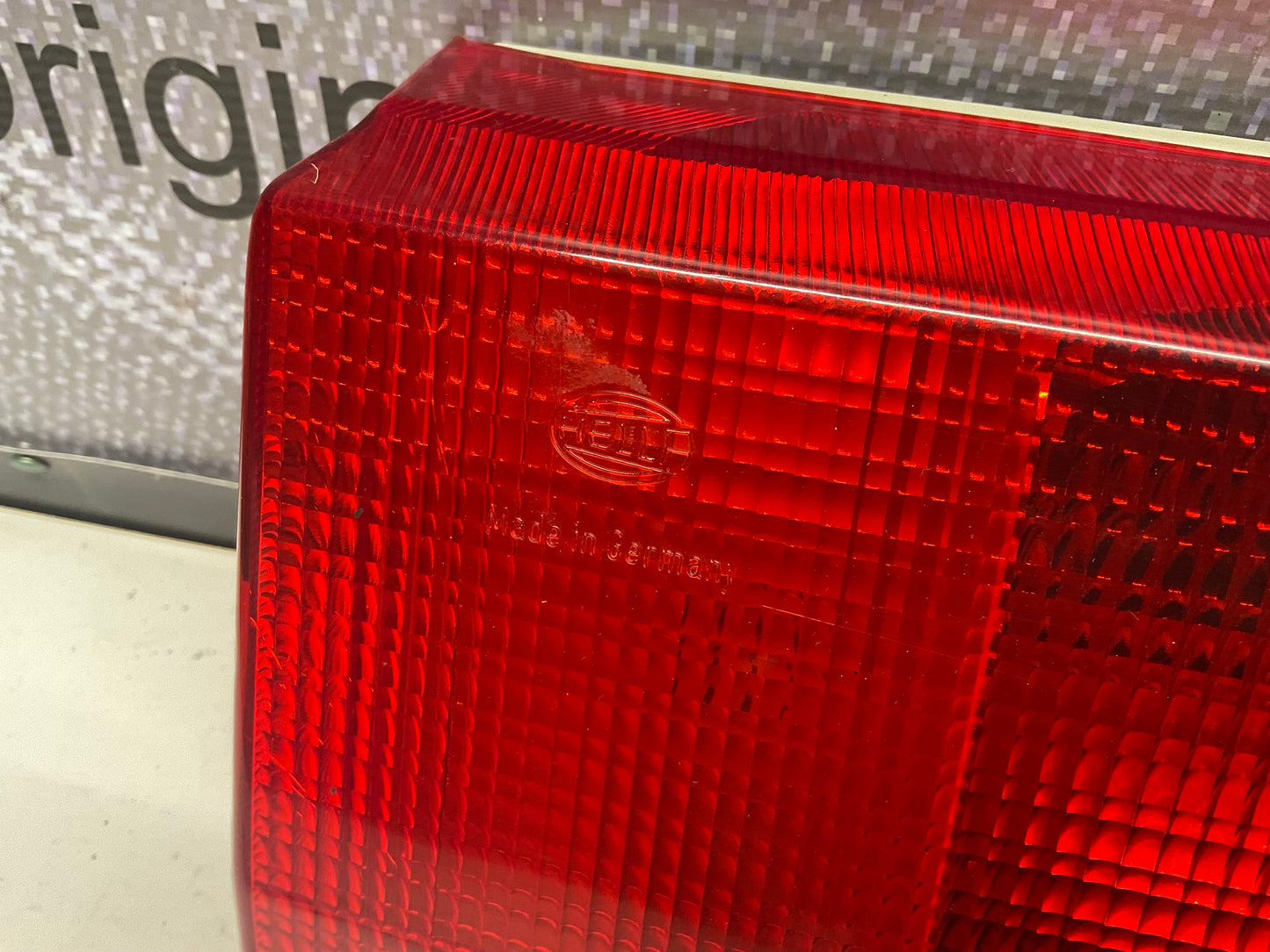 Driver Center Taillight Left 893945225D  B3