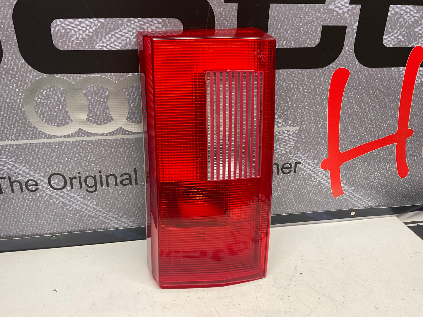 Driver Center Taillight Left 893945225D  B3