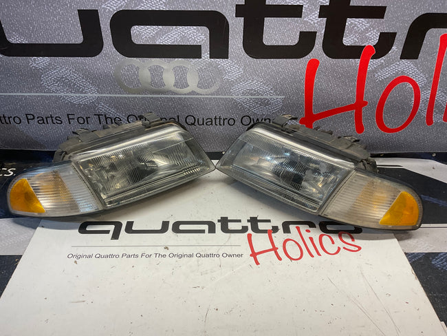 Headlights Set 8D0941003J / 8D0941004J  B5