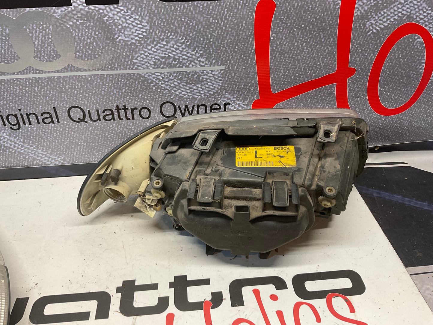 Headlights Set 8D0941003J / 8D0941004J  B5
