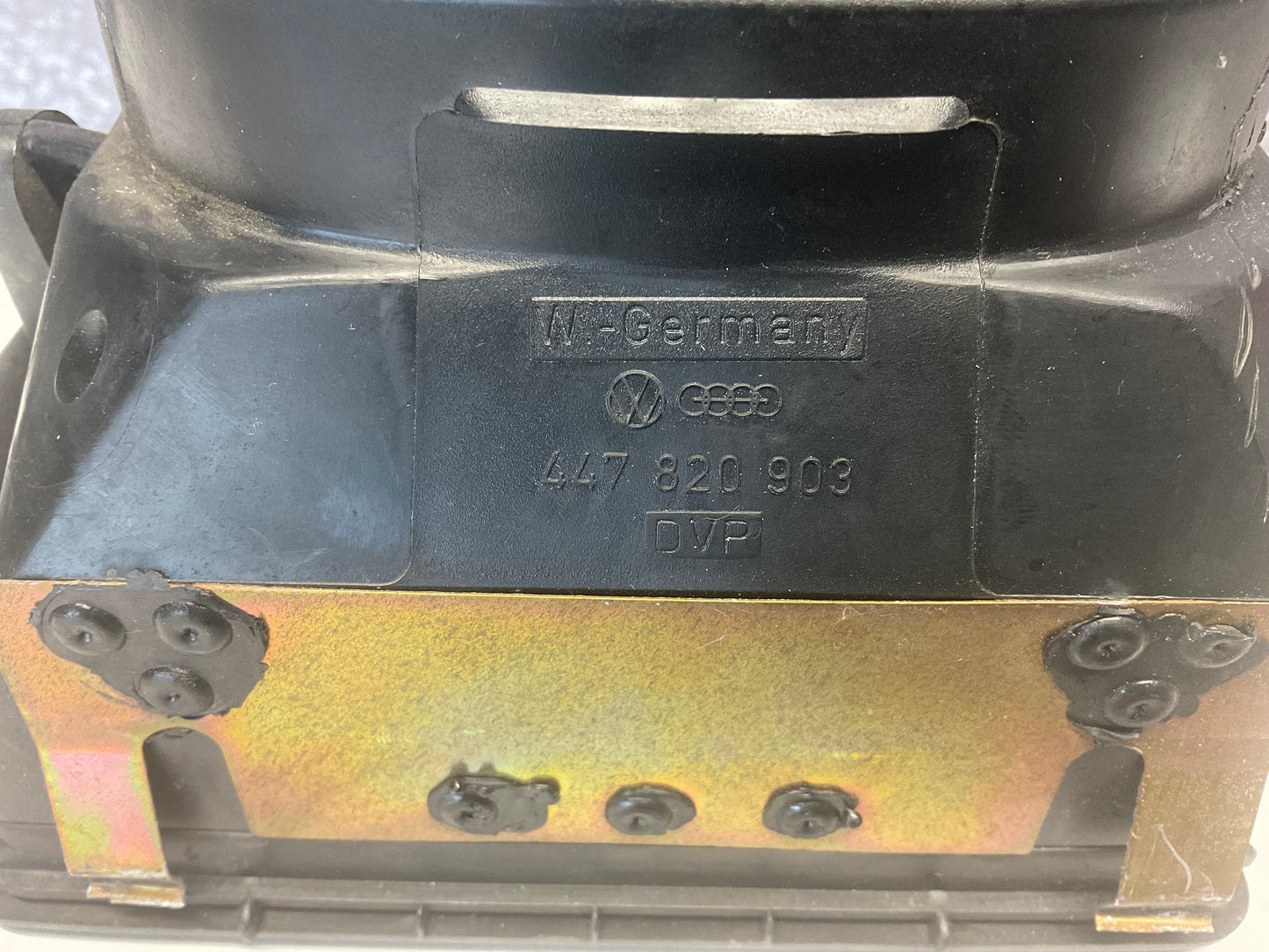 Center Dash Air Vent 447820903  C3