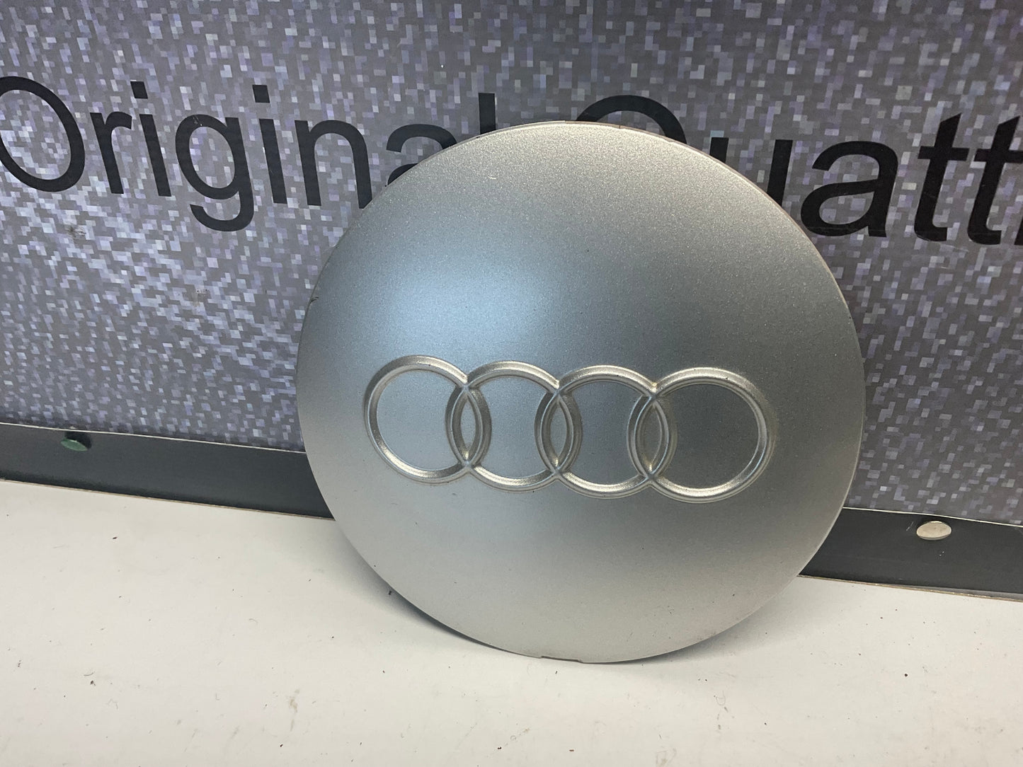Wheel Lug Cover  8D0801165B