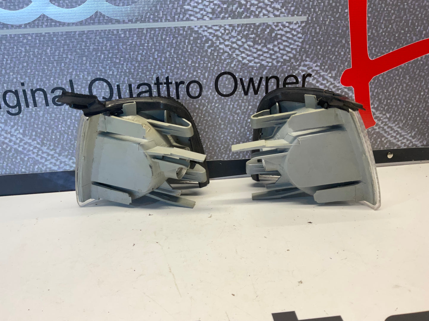 Front Corner Markers Clear Euro NEW 893941625 893941626  B3