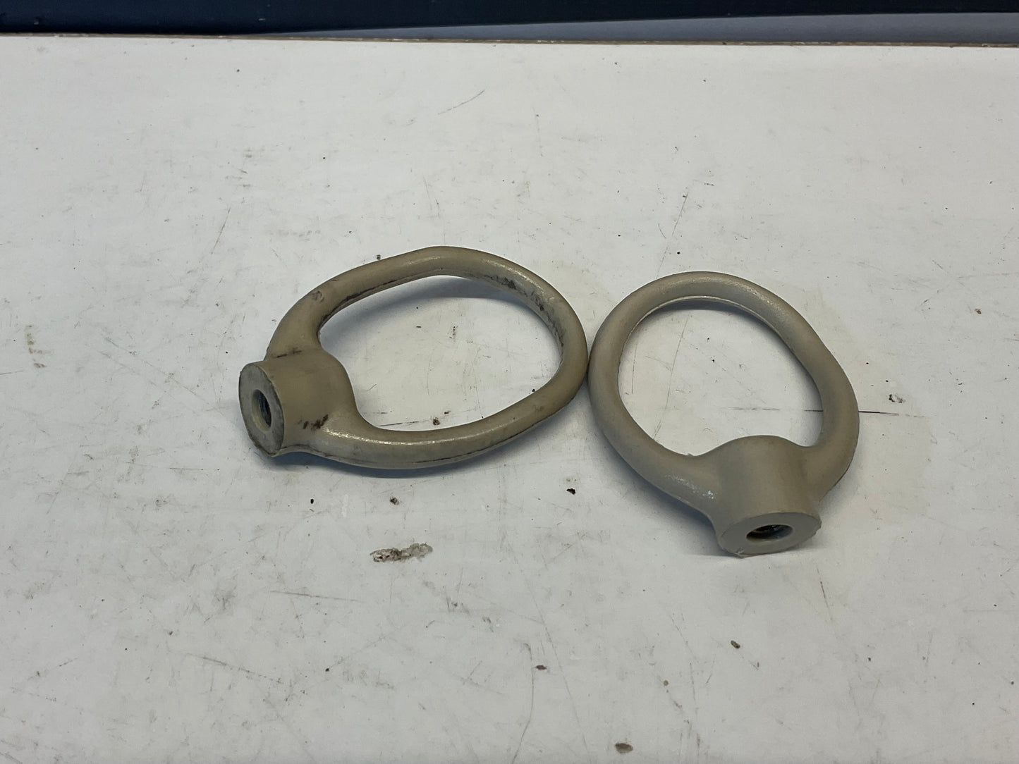 Sunroof Finger Release Clips Coupe  B2
