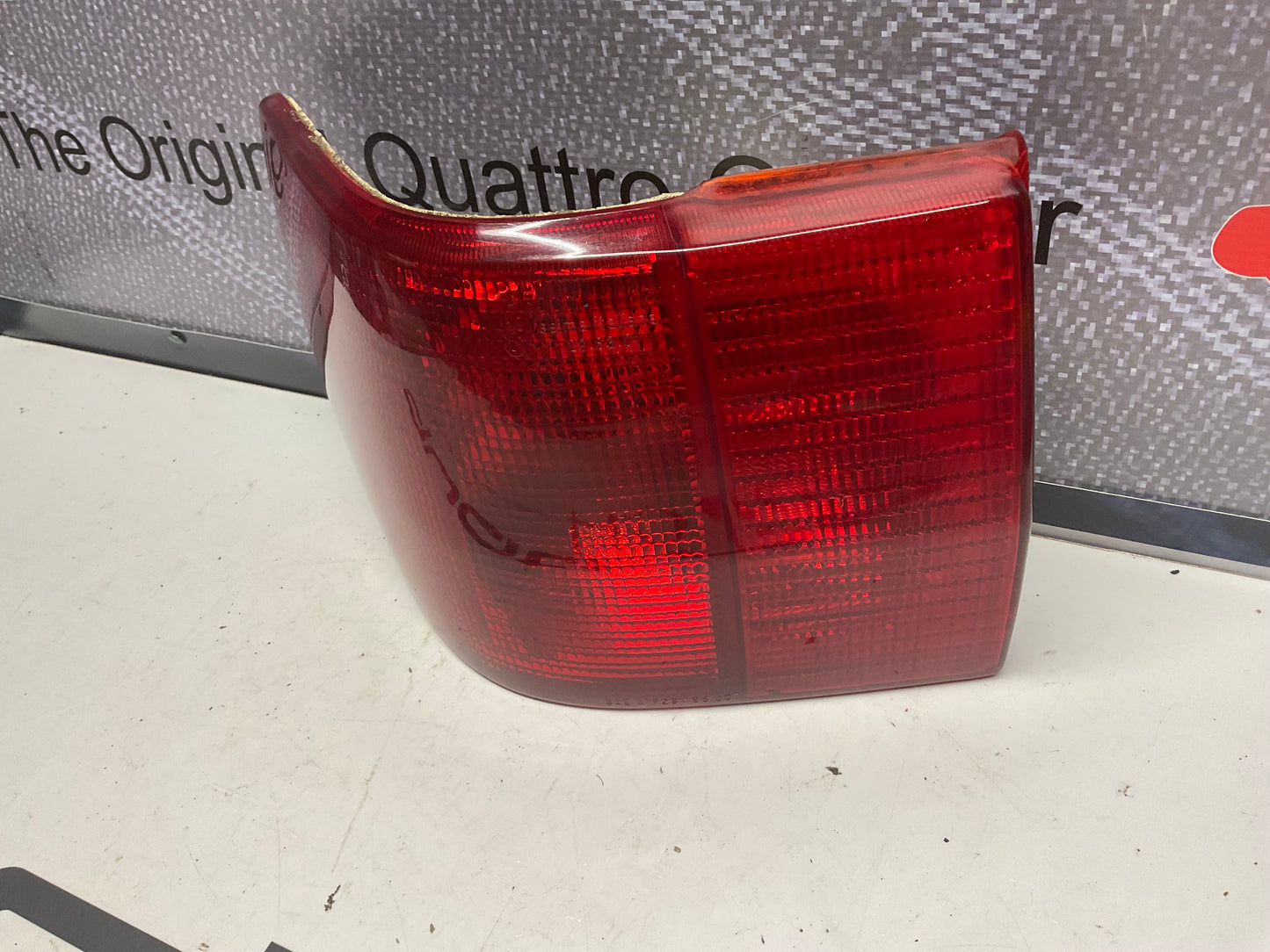 Driver Taillight Left 893945095C B3 90 20V