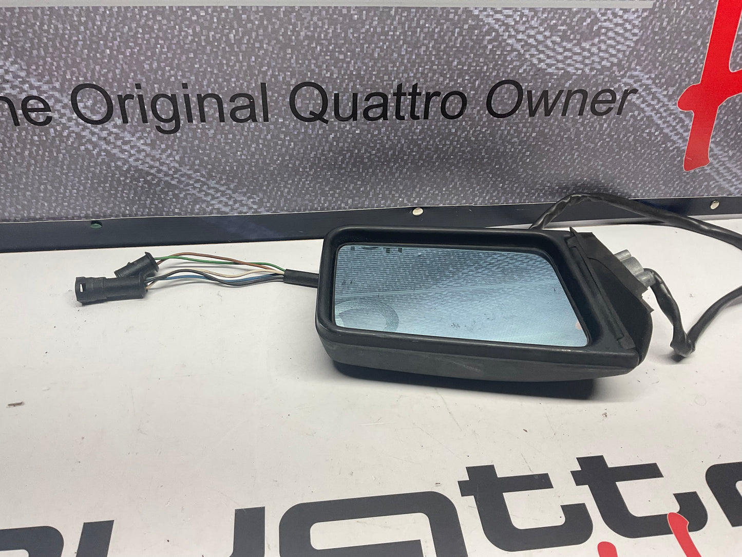 Passenger Power Mirror Right 811857502J  B2