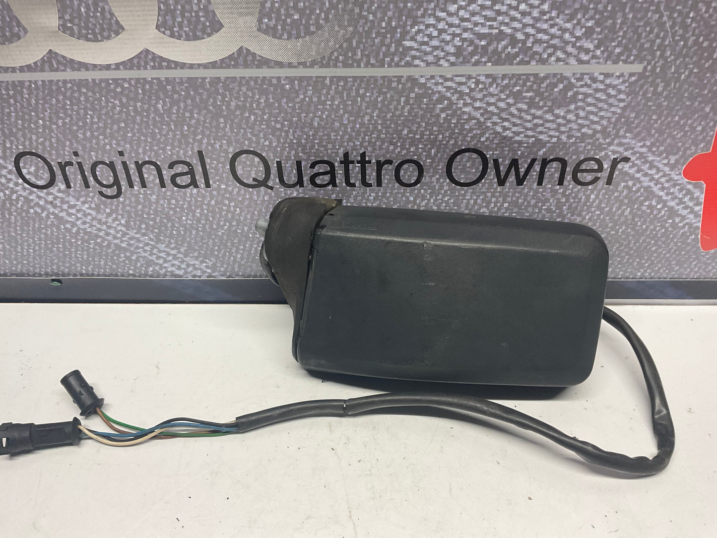 Passenger Power Mirror Right 811857502J  B2