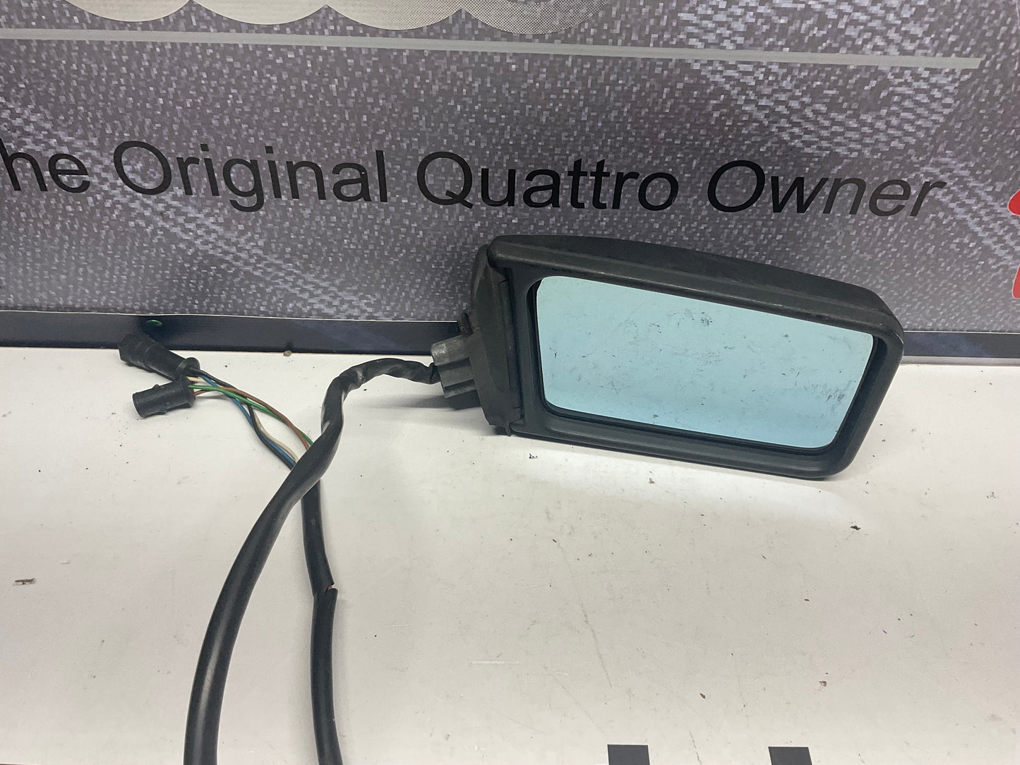 Passenger Power Mirror Right 811857502J  B2