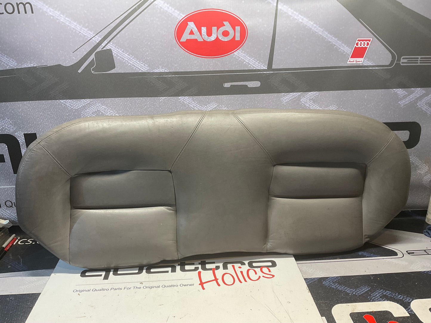 Rear Lower Seat Bottom Gray Leather 857885  B2