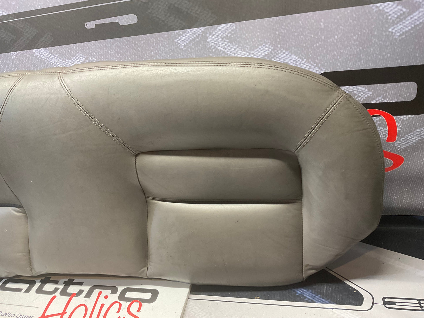 Rear Lower Seat Bottom Gray Leather 857885  B2