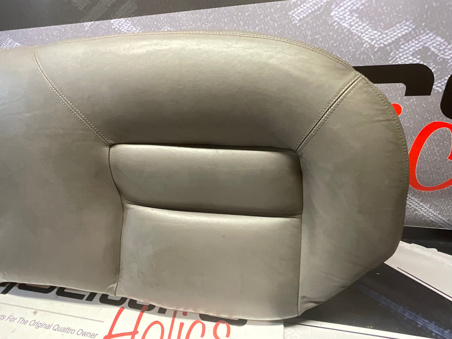 Rear Lower Seat Bottom Gray Leather 857885  B2