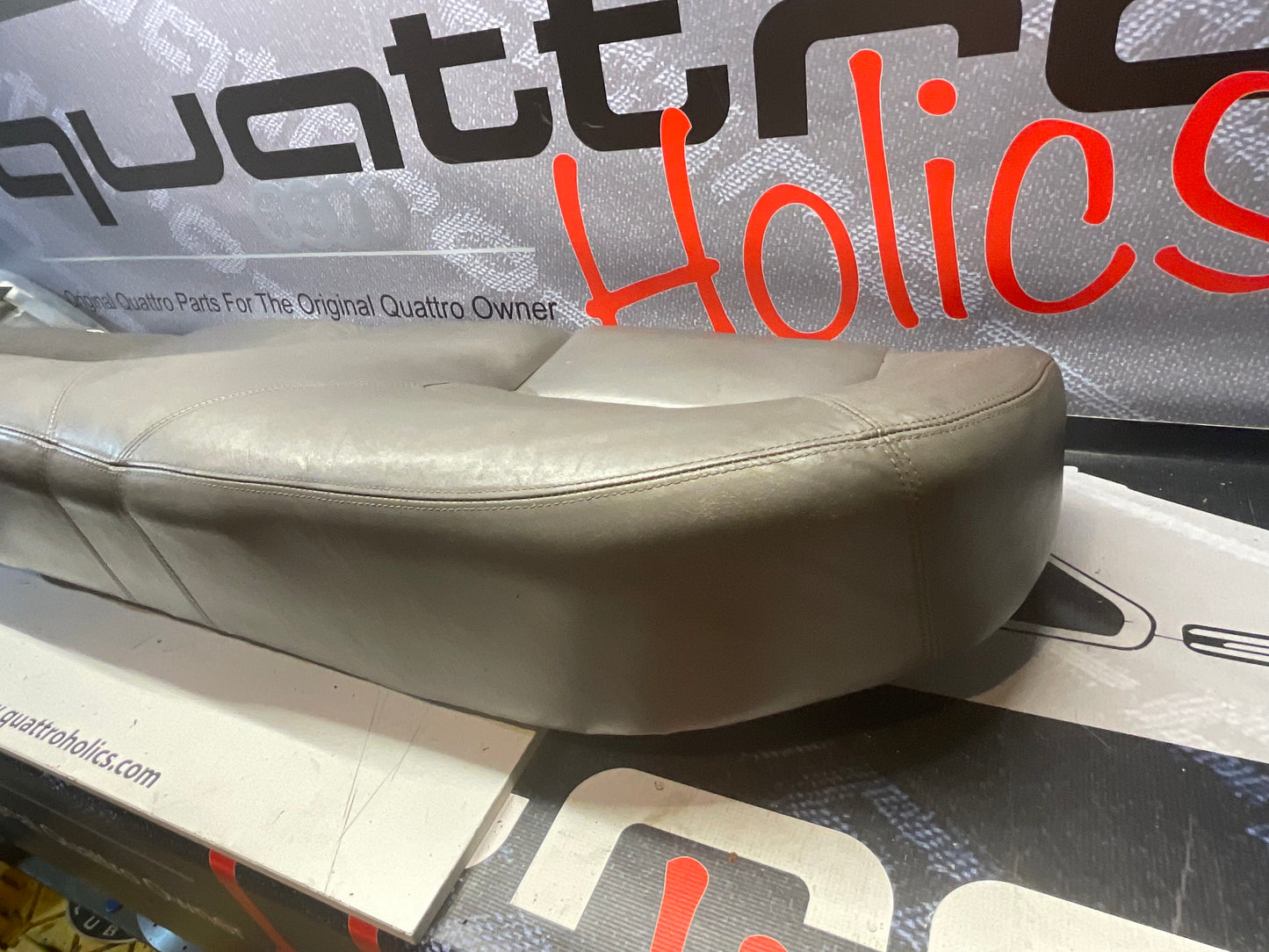 Rear Lower Seat Bottom Gray Leather 857885  B2