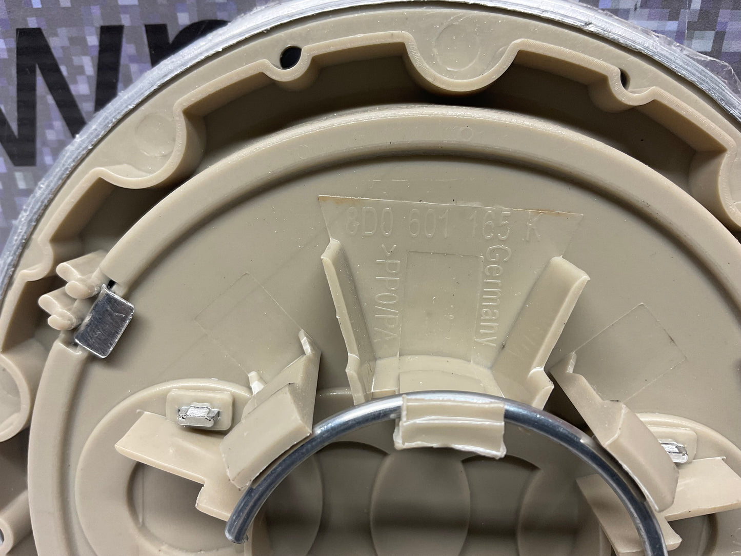 Wheel Lug Cover NOS 8D0601165K  9 or 10 Spoke