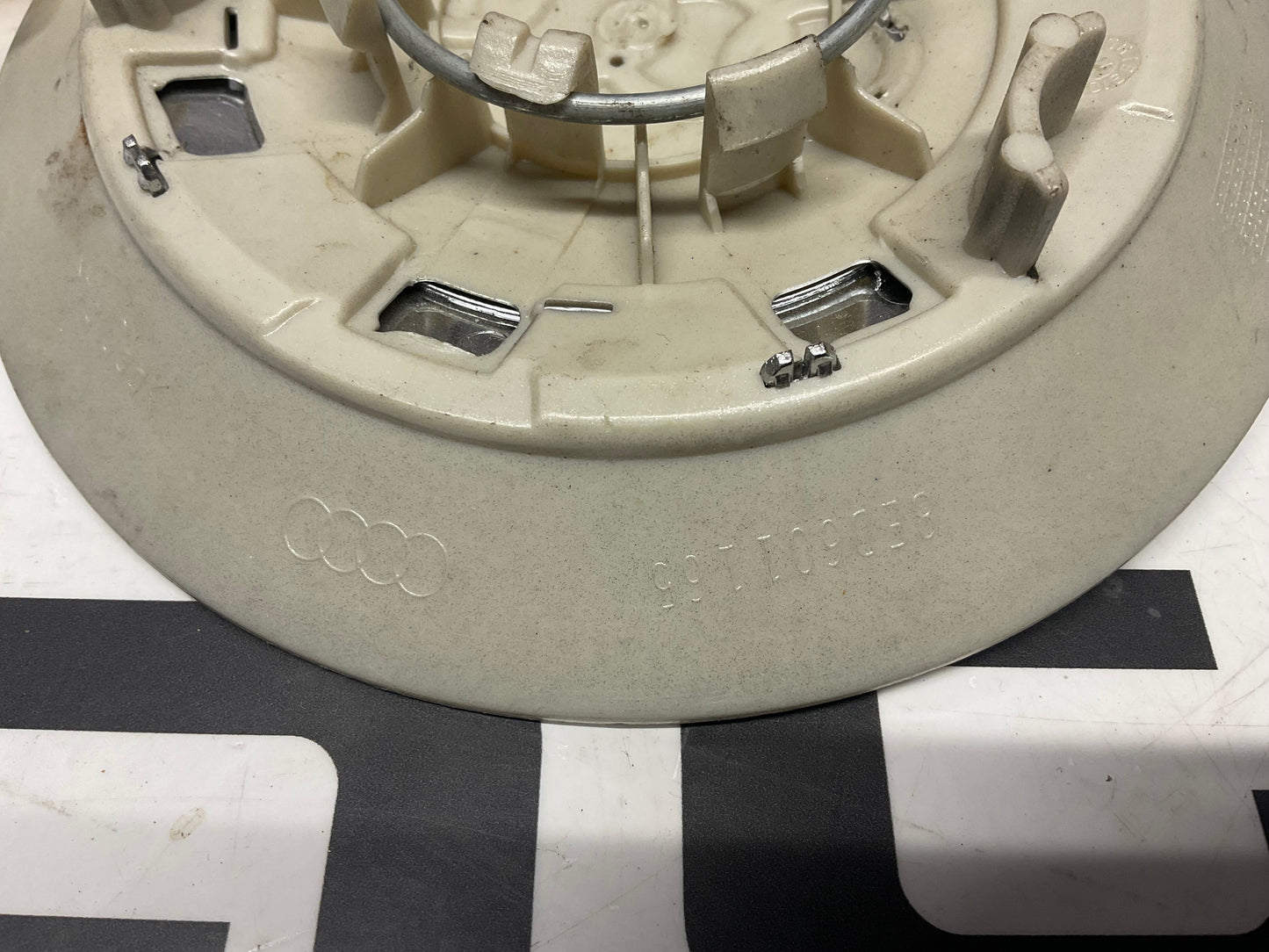 Wheel Lug Cover Set of 4  NOS 8ED601165