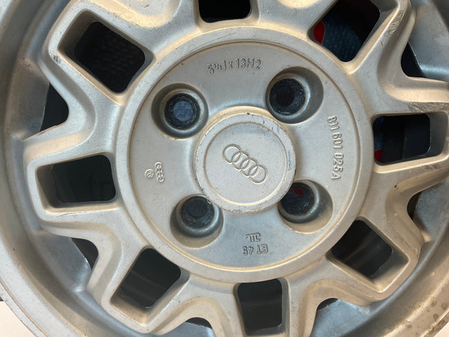 Aluminum Alloy 8 Spoke Wheel 811601025A  B2  4x100