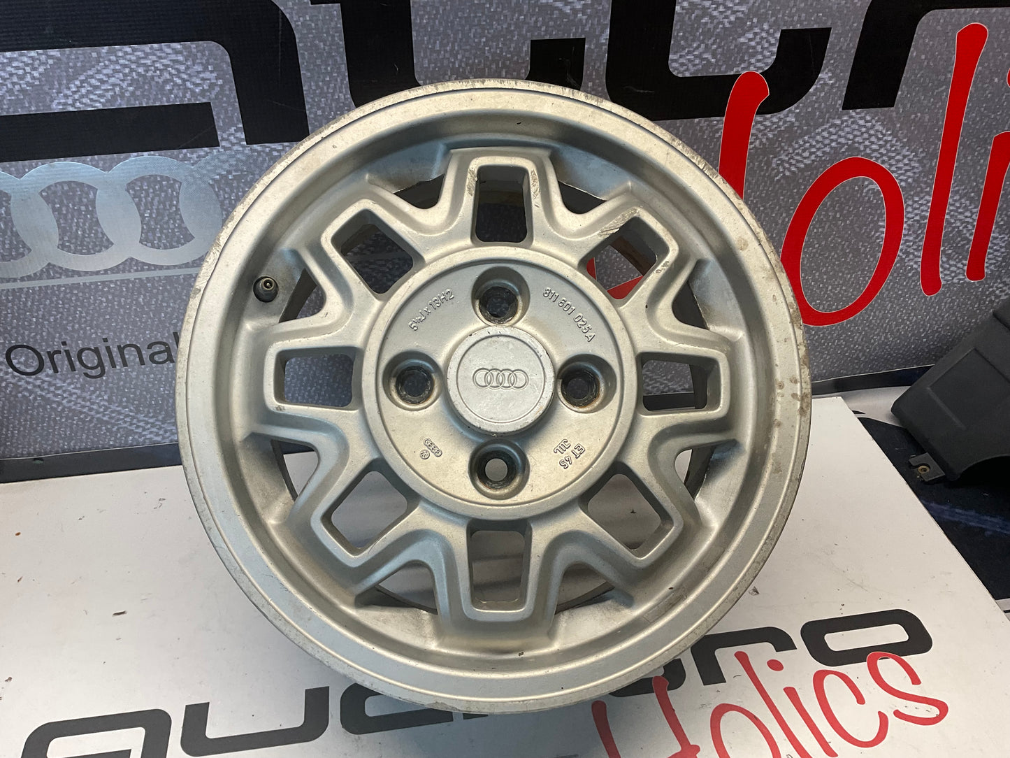 Aluminum Alloy 8 Spoke Wheel 811601025A  B2  4x100