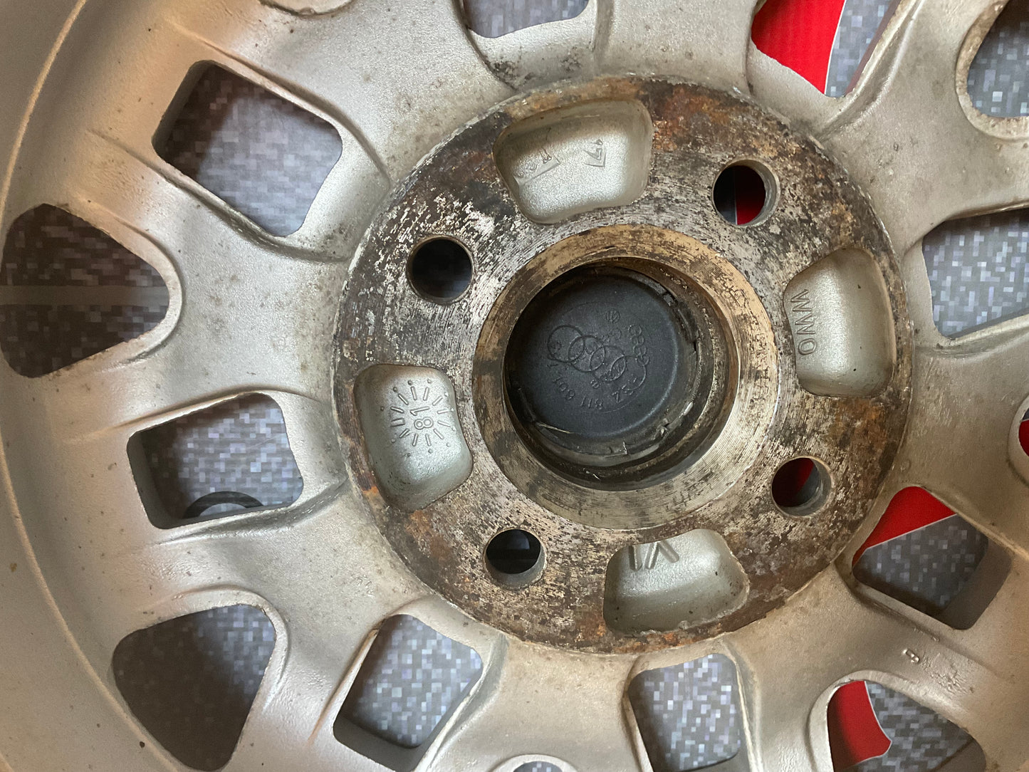 Aluminum Alloy 8 Spoke Wheel 811601025A  B2  4x100