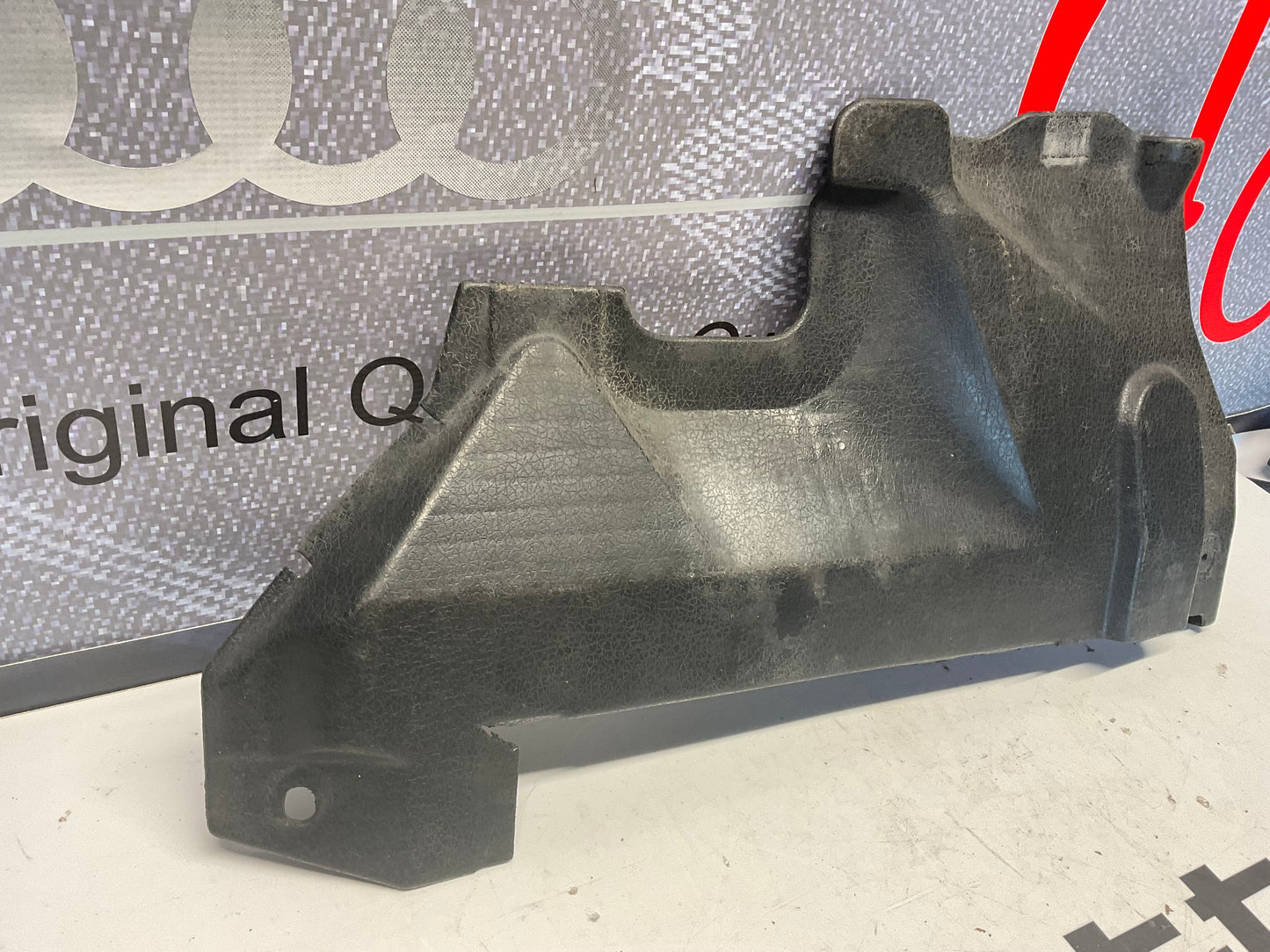 Radiator - AC Condenser Cover 811121293C  B2
