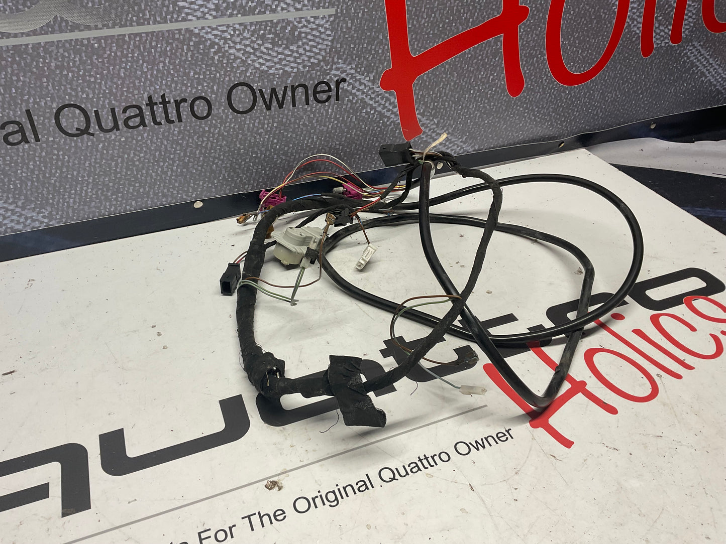 Complete Trunk Wiring Loom  4A5971726M  C4