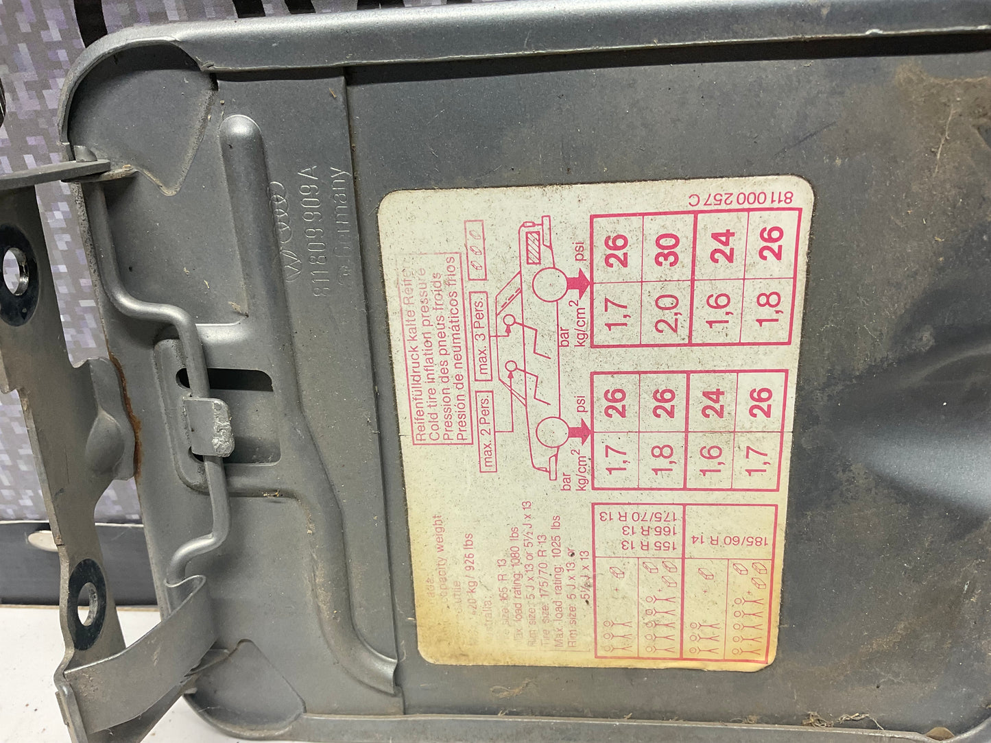 Gas Tank Fill Cover 811809909A  B2