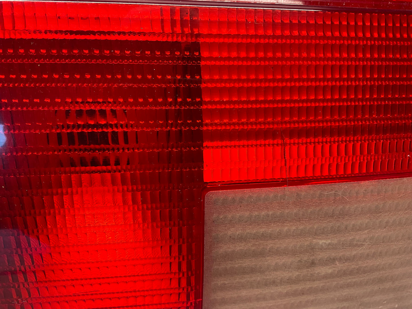 Tail Light Center Panel Left 4A0945093B  C4