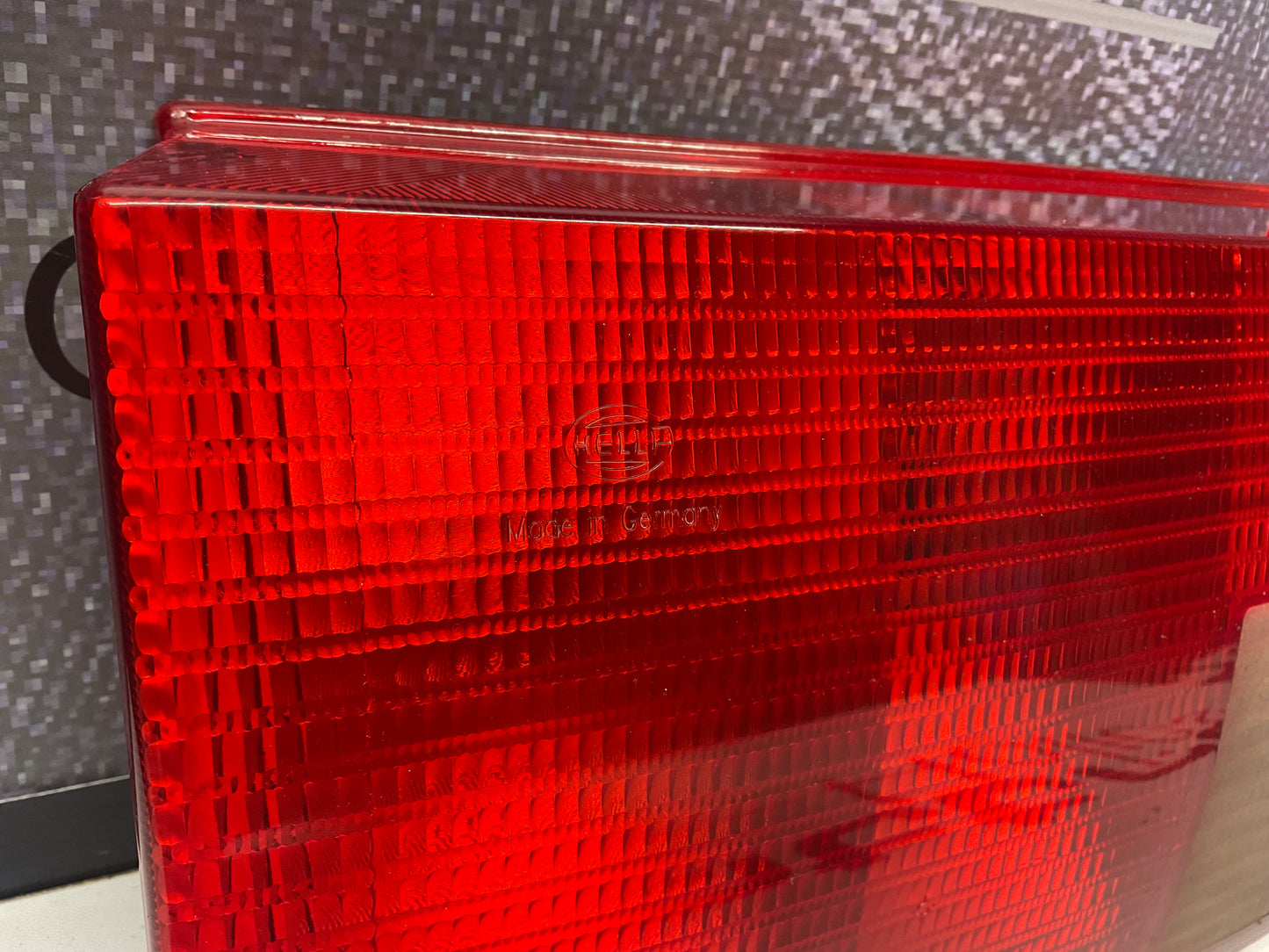 Tail Light Center Panel Left 4A0945093B  C4