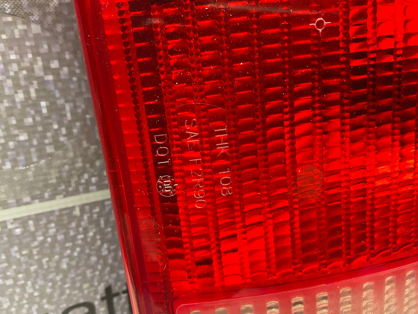 Tail Light Center Panel Left 4A0945093  C4
