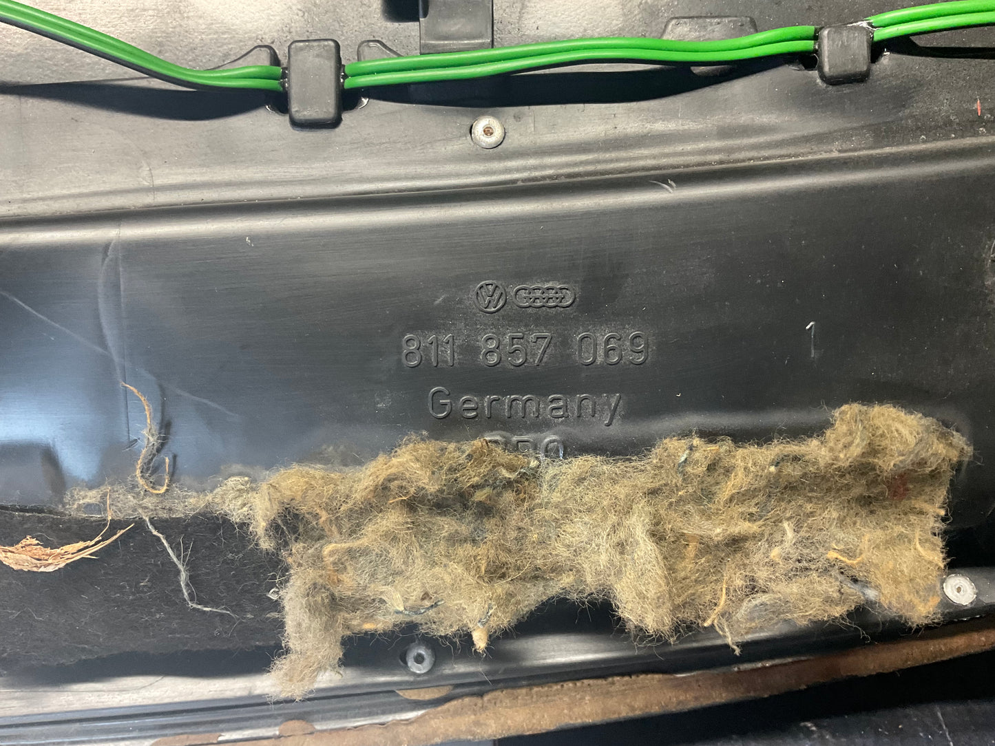 Ostrich Skin Dash Black 811857069 B2