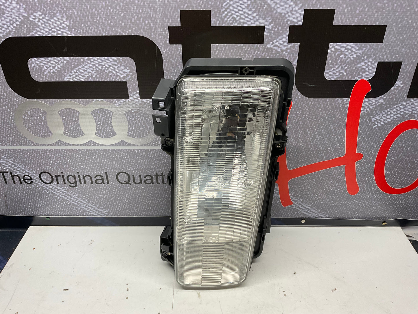 Passenger Headlight Right 447941030C  NOS  C3