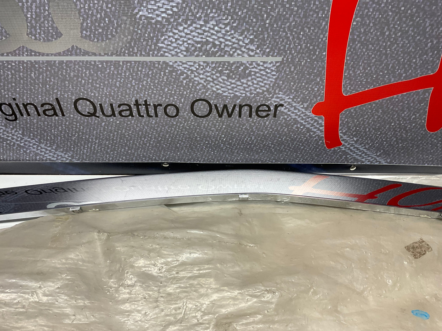 Front Bumper Center Trim 443807243E  NOS  C3