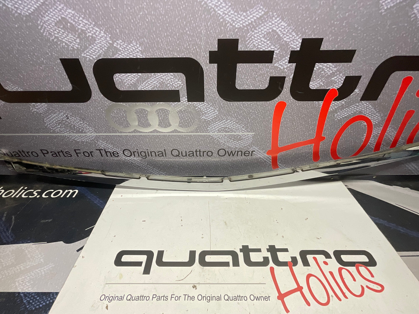 Front Bumper Center Trim 443807243G  C3