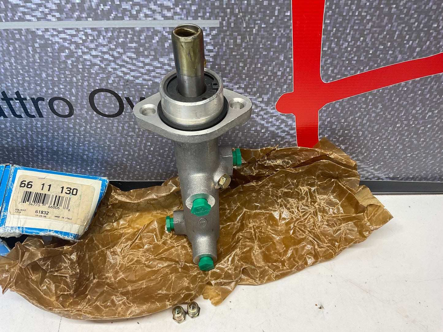 Brake Master Cylinder NOS 473611019A C3