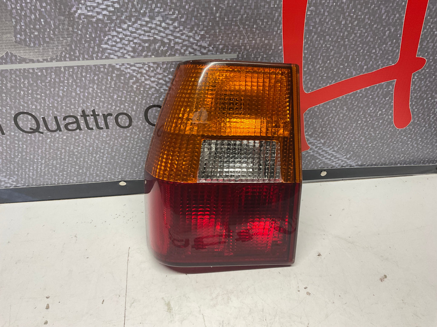 Driver Taillight Left 855945217A B2 UR
