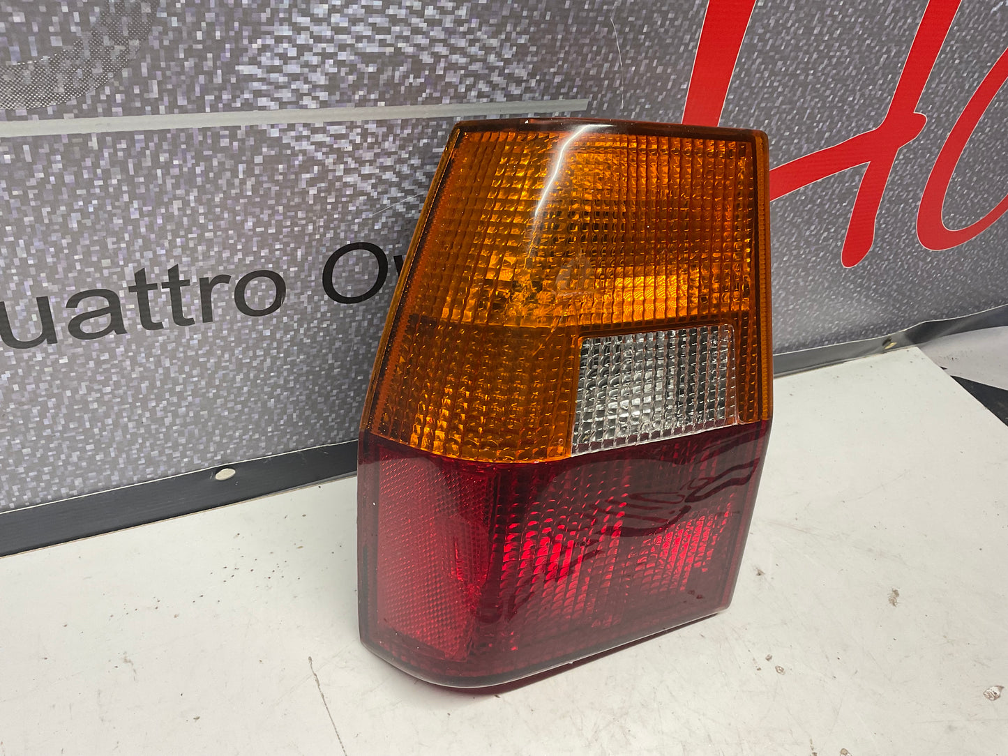 Driver Taillight Left 855945217A B2 UR