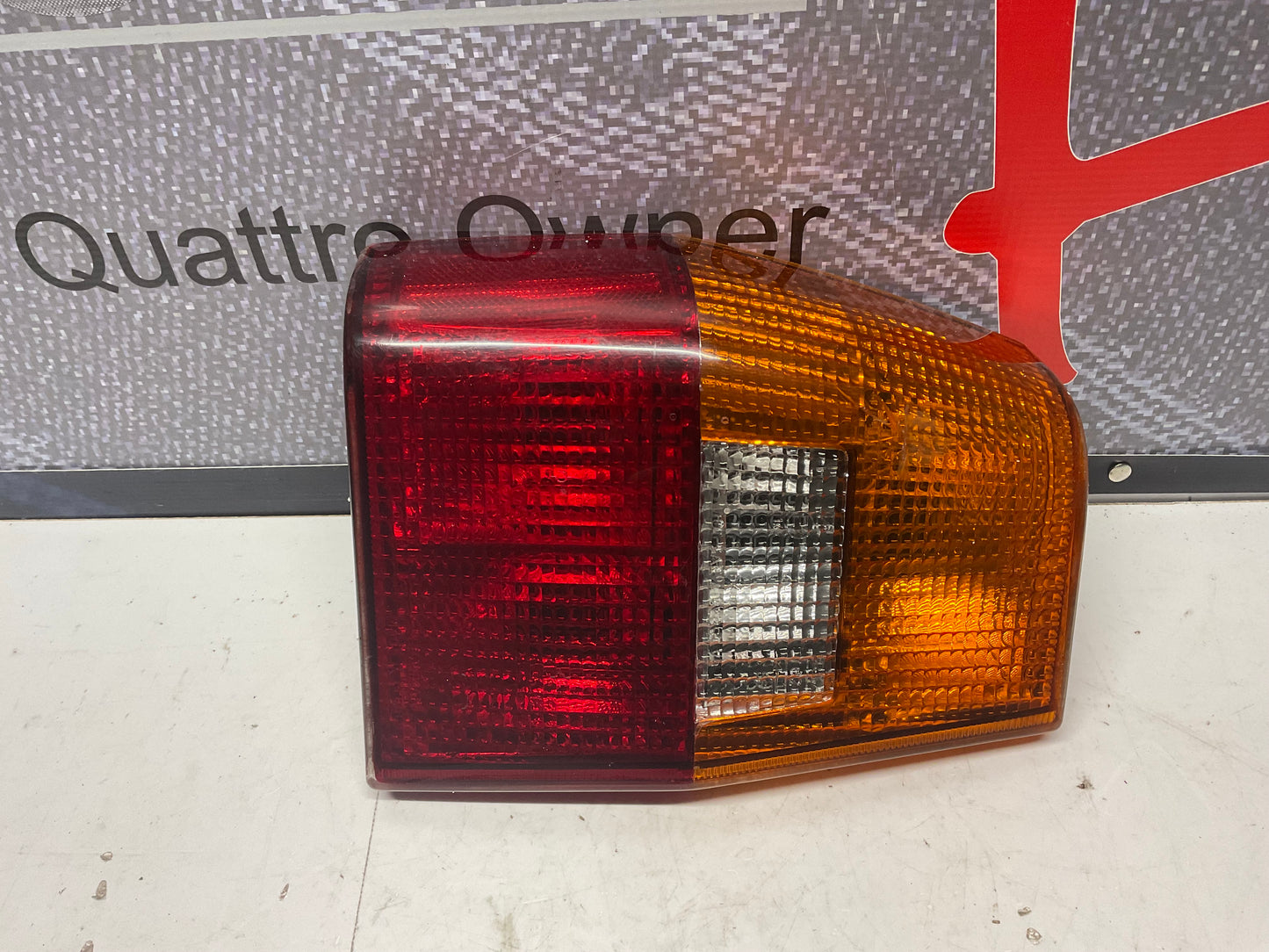 Driver Taillight Left 855945217A B2 UR