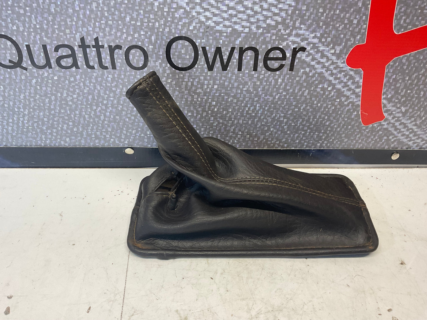 Leather Parking Brake Boot/Frame  Brown   B2  URQ
