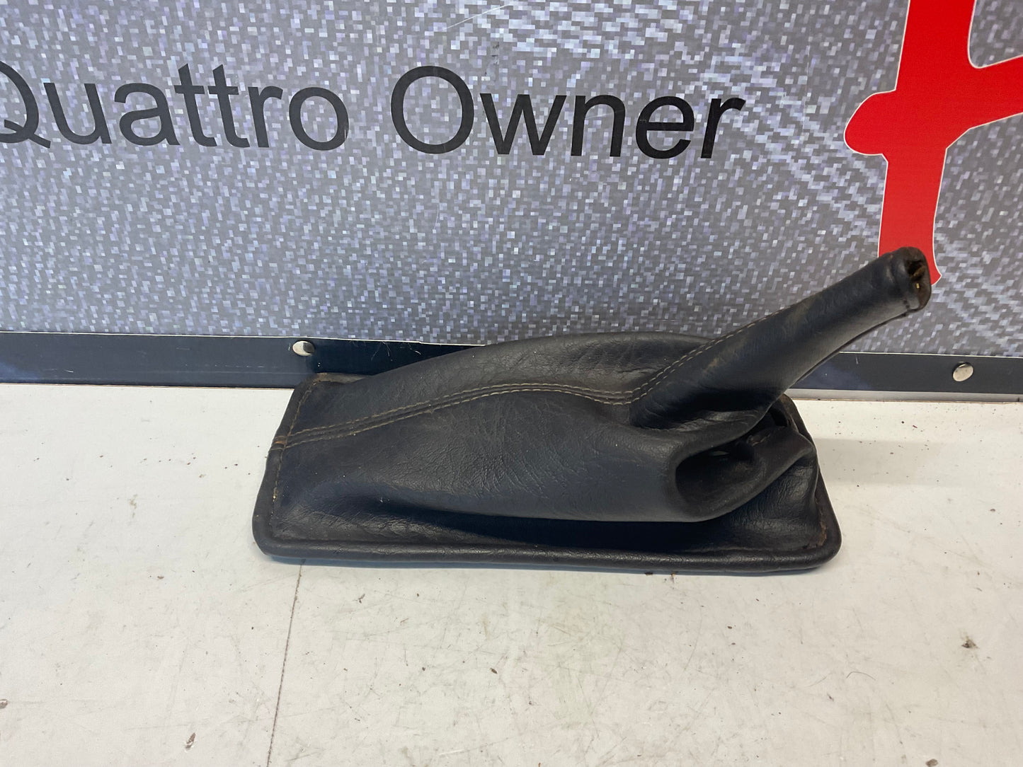 Leather Parking Brake Boot/Frame  Brown   B2  URQ