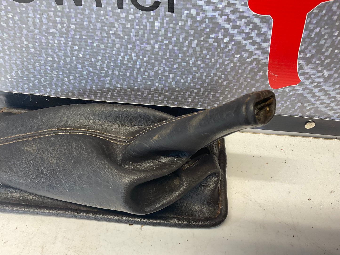 Leather Parking Brake Boot/Frame  Brown   B2  URQ