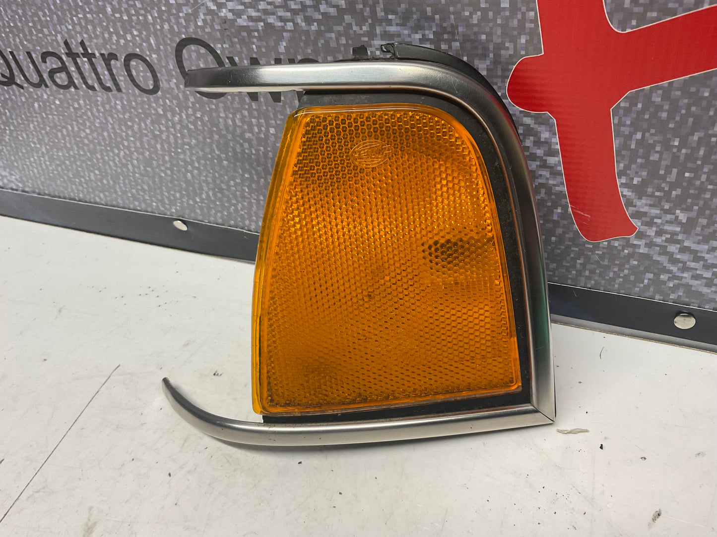 Front Corner Reflector Right  447941626B  C3