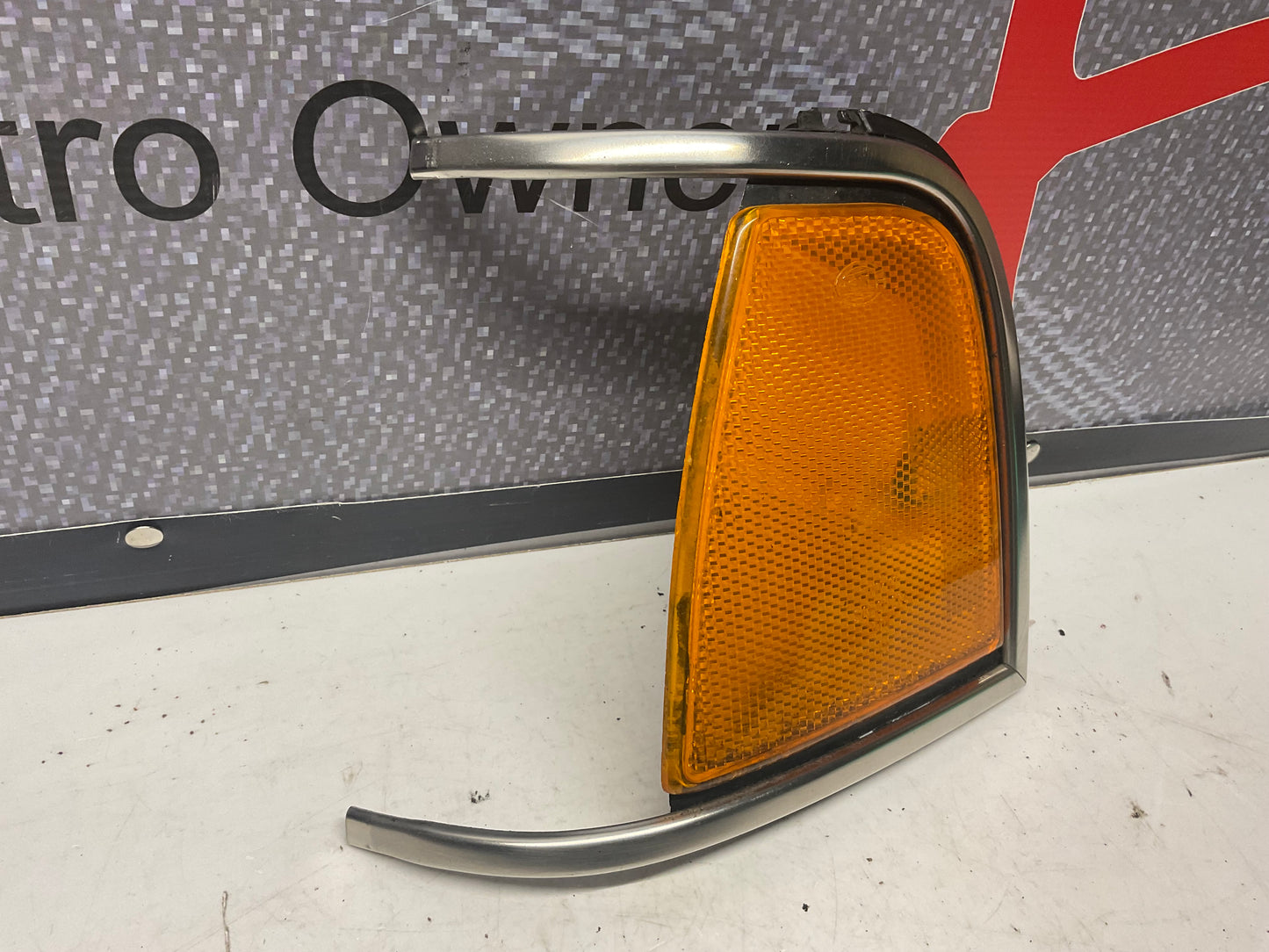 Front Corner Reflector Left  447941625B  C3