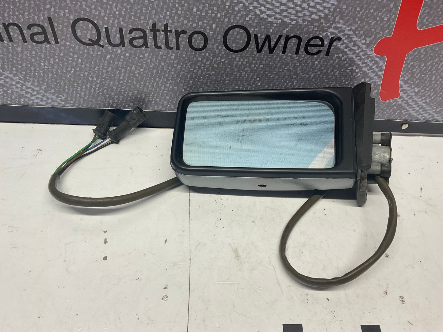 Driver Power Mirror Left  811857501  B2  Ice Glacier Blue