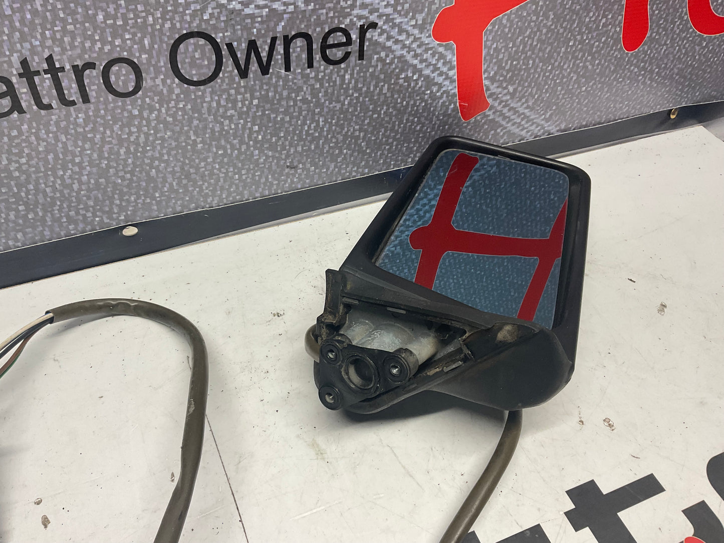 Driver Power Mirror Left  811857501  B2  Ice Glacier Blue
