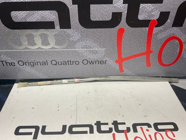 Upper Grille Chrome Trim NOS  443853711  C3