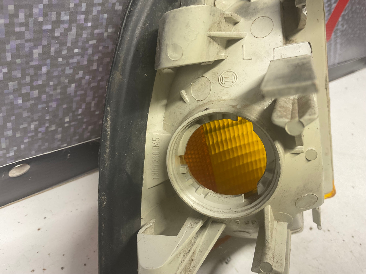 Driver Front Corner Marker 893953049A B3