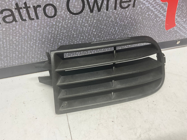 Passenger Front Bumper Lower Grill Cover Right 4A0807368 C4