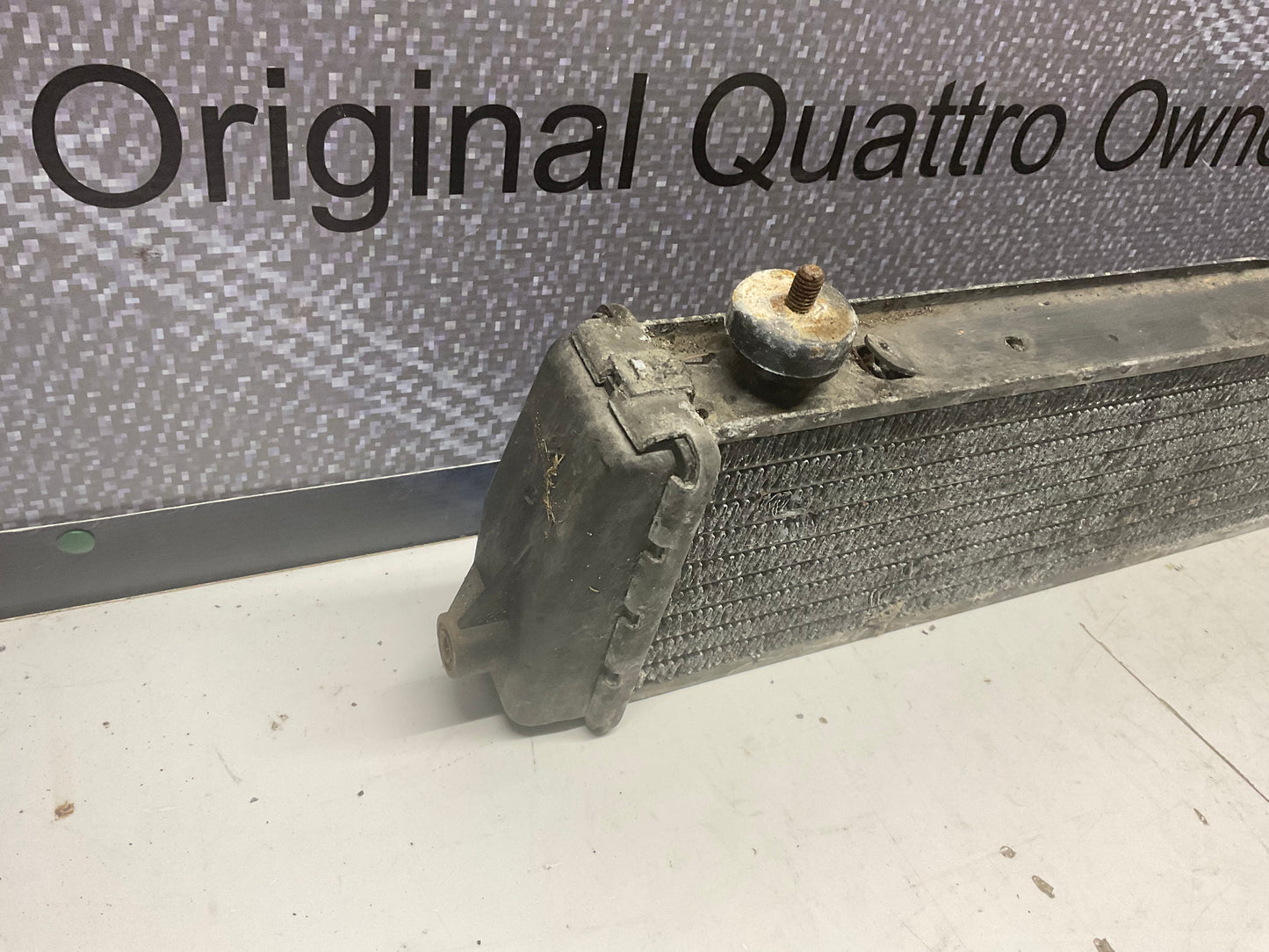 Auxiliary Lower Radiator 447121251E  C3  20V