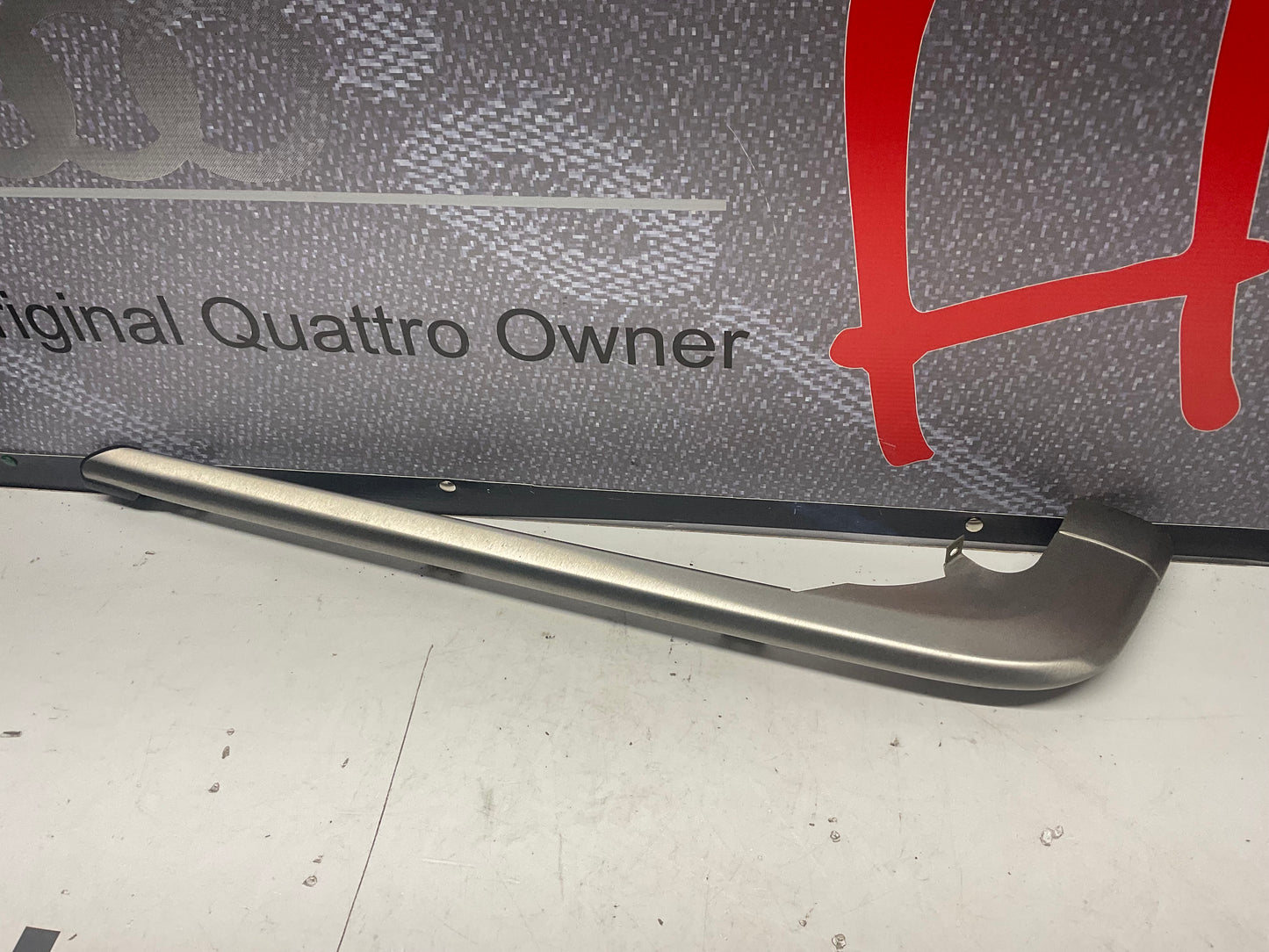 Passenger Side Front Bumper Top Trim Right 811807260B  B2