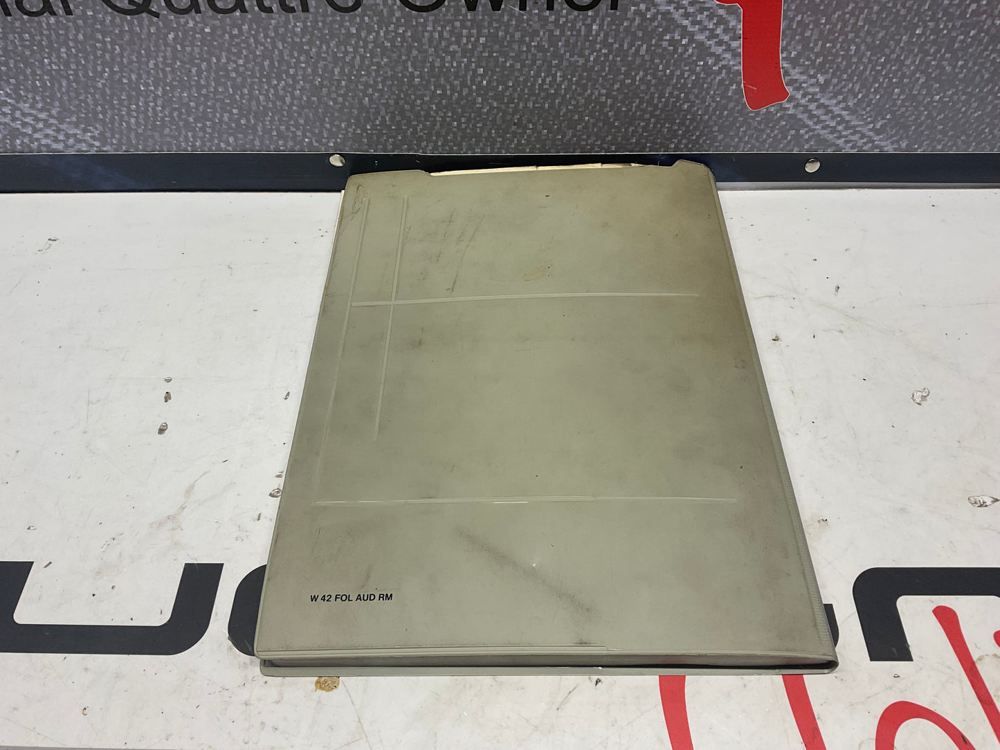 1997-2000 A8 Exterior & Interior Body Repair Manual W42015196109A  D2