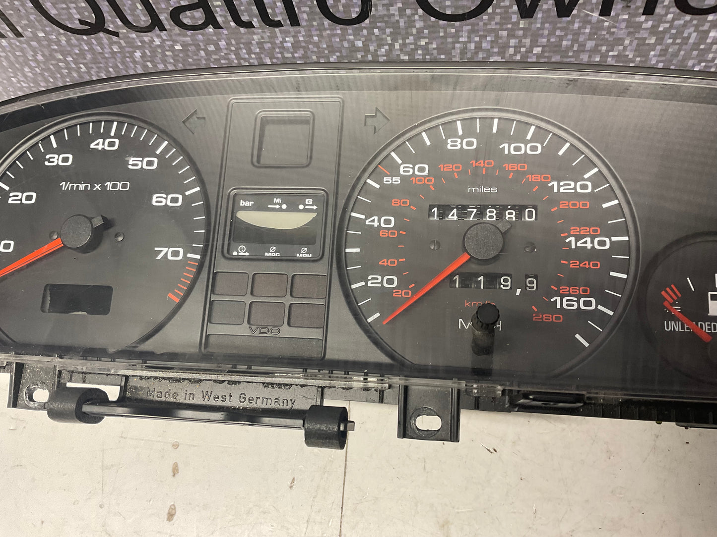 Speedometer / Gauge Cluster 447919035G  C3  147K